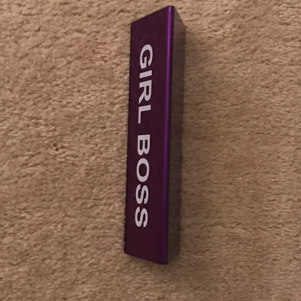 “Girl Boss” Desk sign